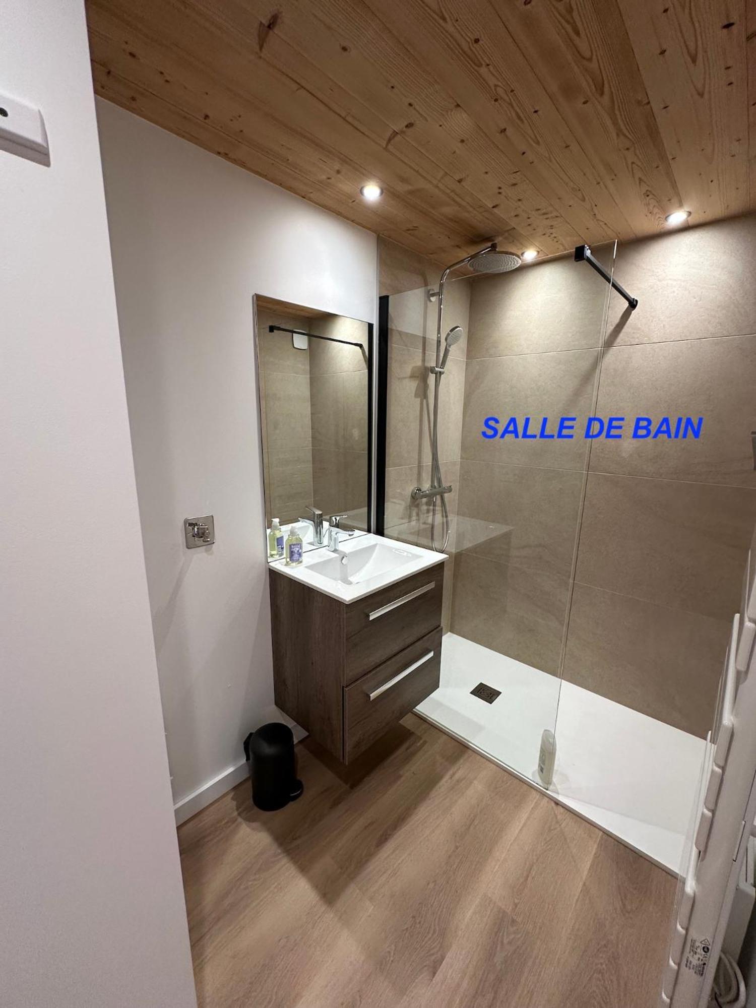 Les Loups Blancs Appartement